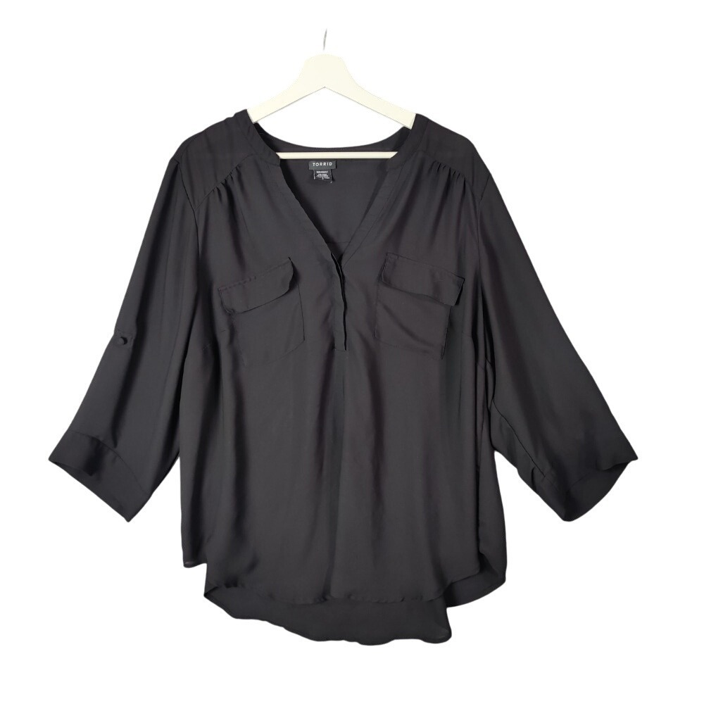 Torrid Black Blouse 3/4 Sleeve Button Tab‎ Pockets V-Neck Womens Size 2X Witchy